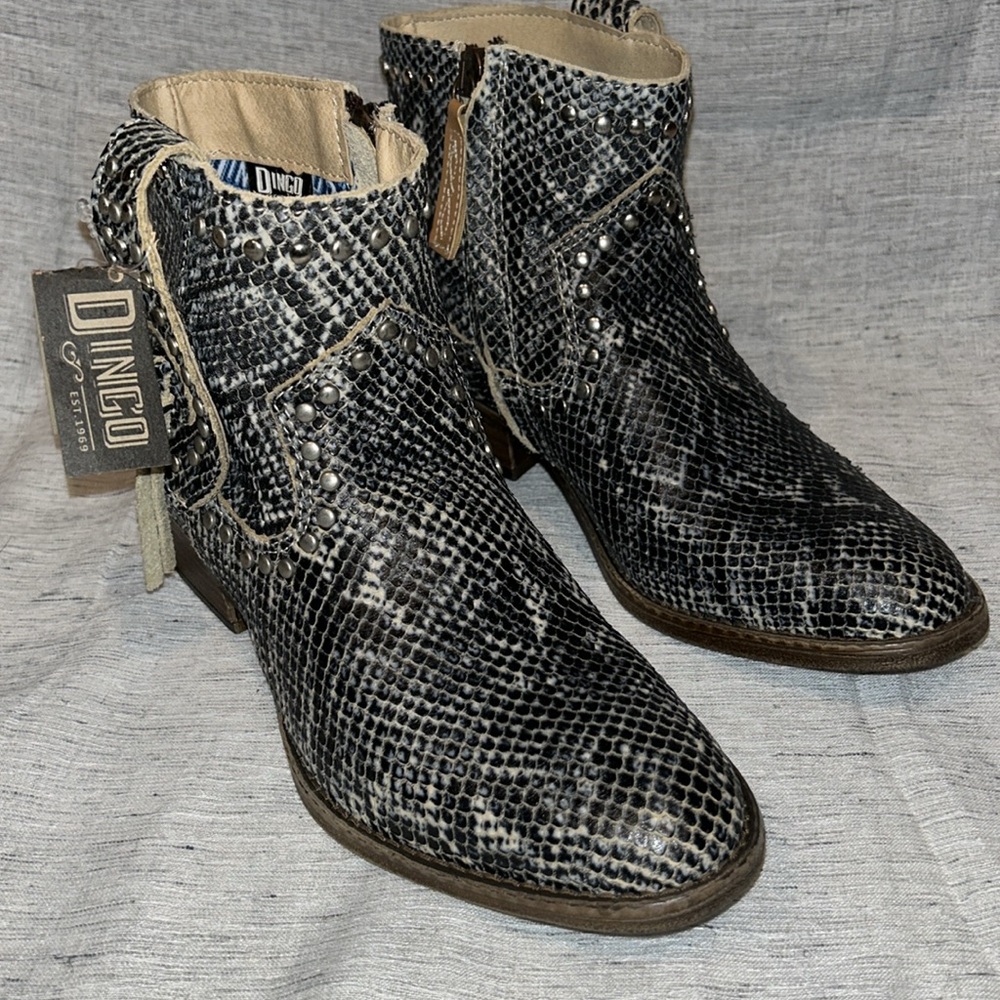 Dingo Clementine Leather Ankle Boots - Picture 11 of 16
